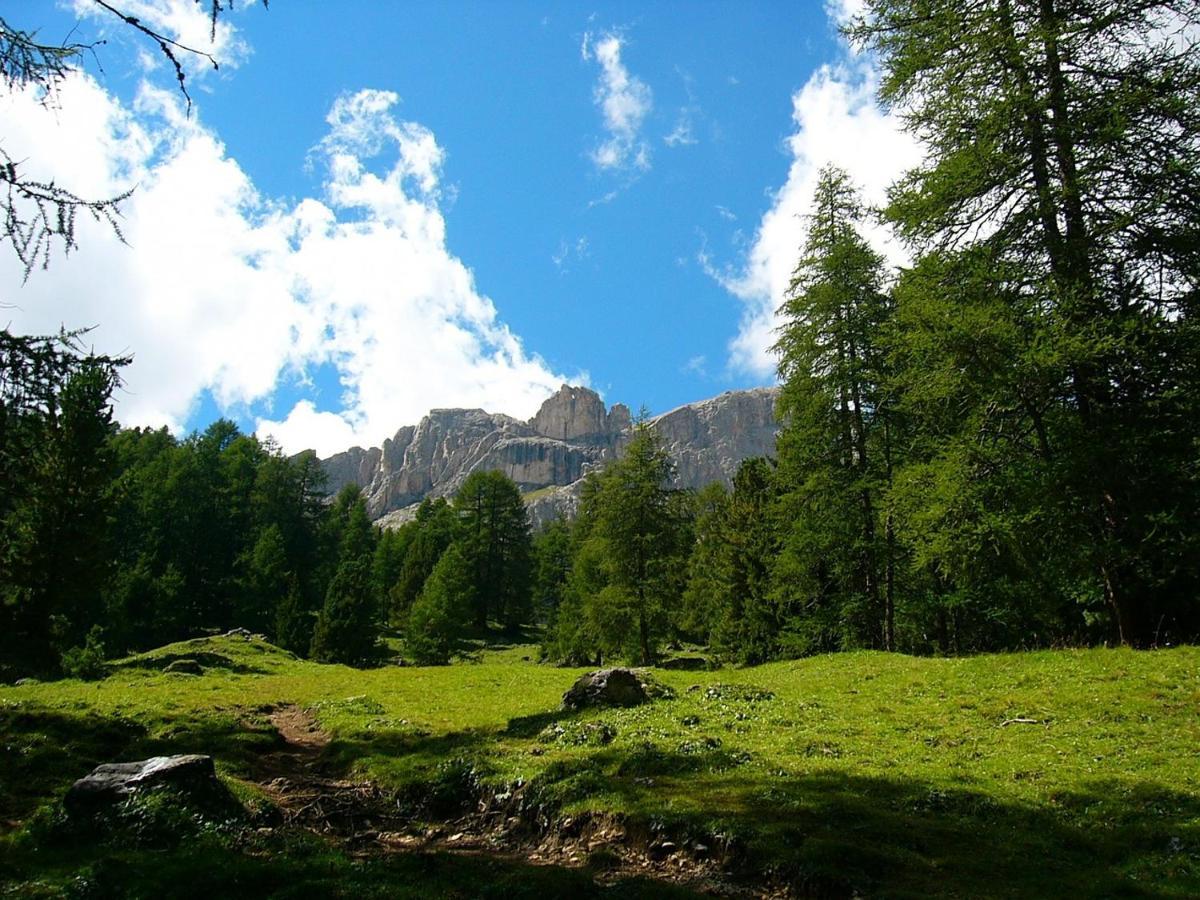 La Casa! Villa Vigo di Fassa Luaran gambar